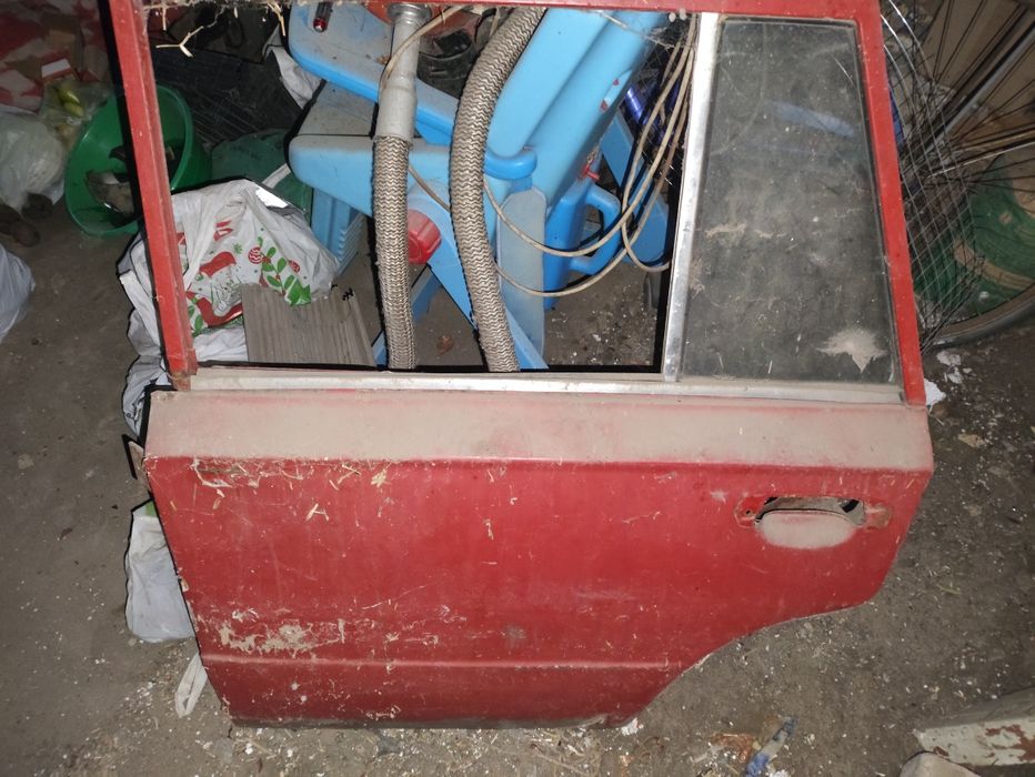 Продам дверь на ваз 2101-2