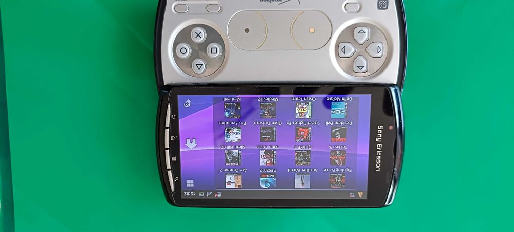 Zestaw konsol Sony PlayStation one Sony Ericsson Xperia Play
