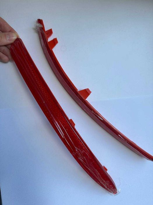 Катафоти заднього бампера Skoda Octavia A5 рестайл 1Z0945105 1Z0945106