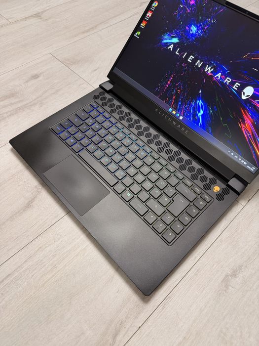 Ігровий ноутбук DELL Alienware M15 R6 11800H + RTX3070 8G + 2K 240Hz