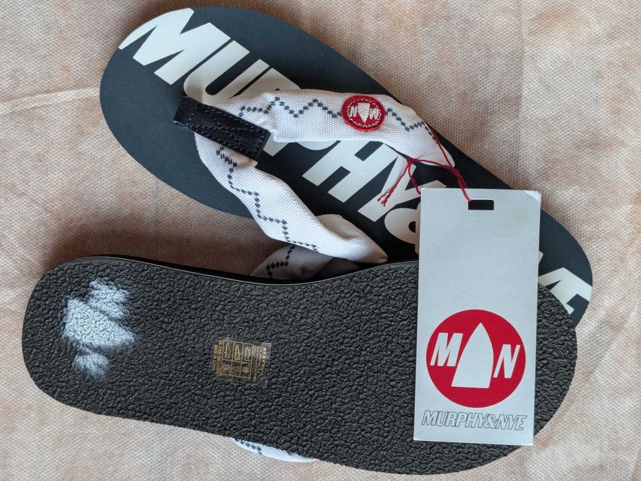 Chinelos Murphy & Nye