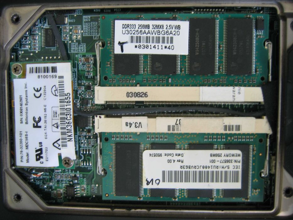 Laptop CA CLEVO 8800 1,4GHz 512Mb RAM 15" WIFI PCMCIA + torba