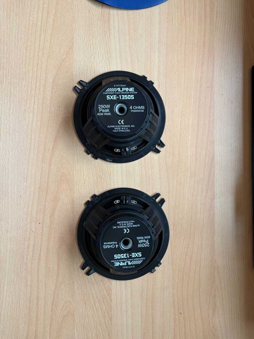 Colunas Alpine SXE-1350S (13cm / 250W)
