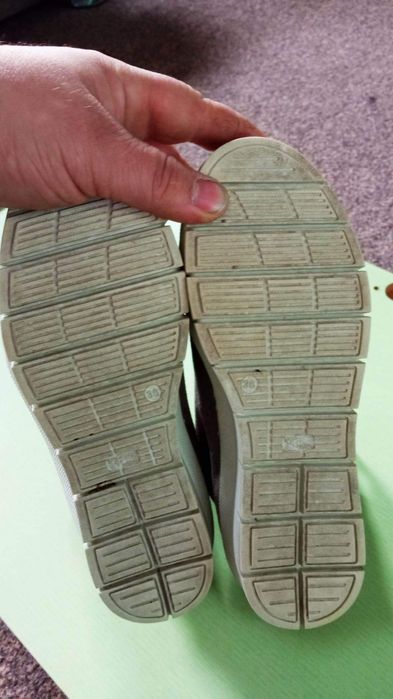 Zamsowe trampki botki Nude 36