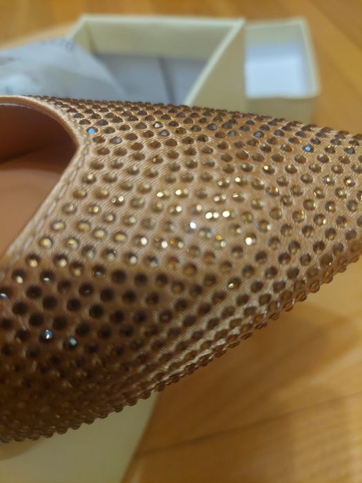 Buty damskie z cyrkoniami