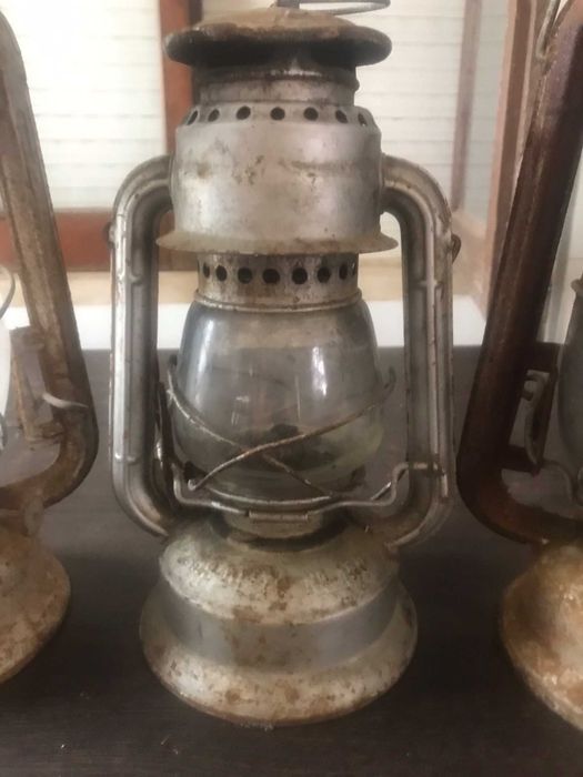 Candeeiro lanterna petróleo