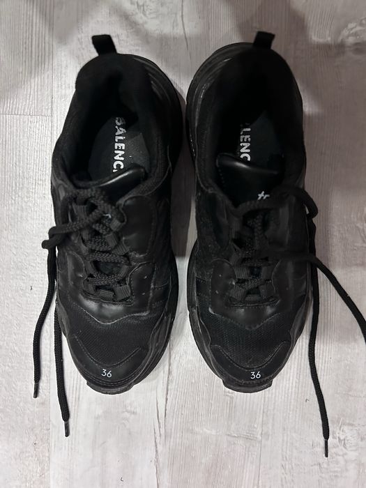 Buty  balenciaga  czarne  36
