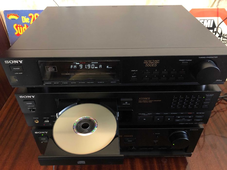 SONY комплект з ES класу   CD програвач CDP-X339ES  AM/FM тюнер ST-S550ES