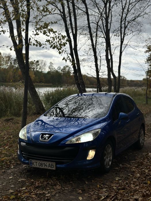 Продам peugeot 308 2010року