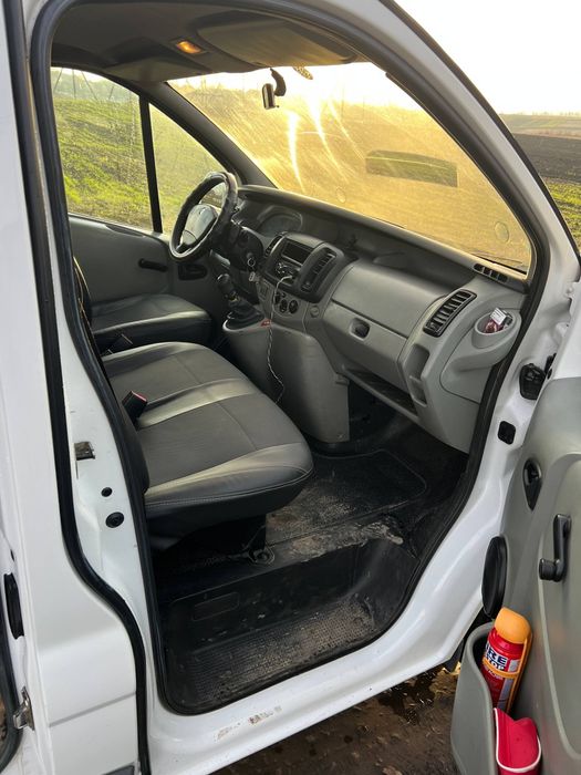 Продам Рено трафік 1.9 100к.с кпп6ступка