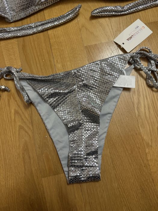 Kostium calzedonia nowy srebrny