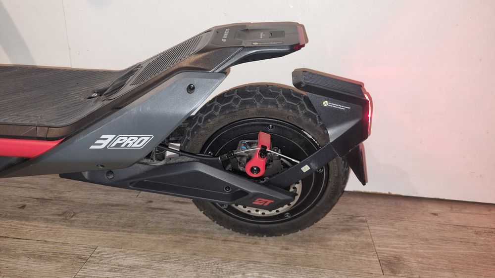 Trotinete Segway ZT3 Pro
