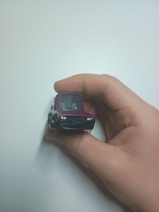 Brelok Hot Wheels Prezent w Pudełku20