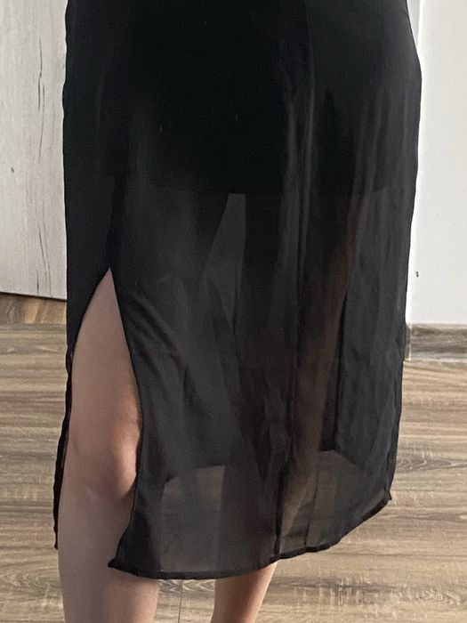 Czarna sukienka Cropp
