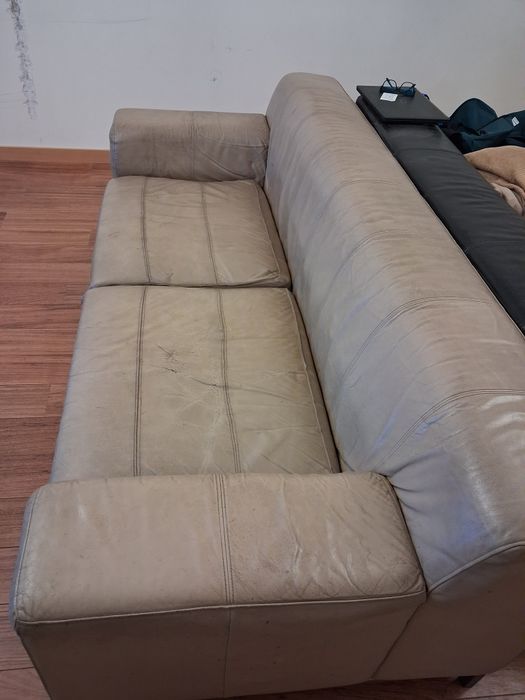 Sofá beje Ikea usado