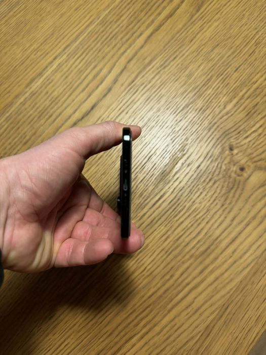 iPhone 17 Air używany miesiąc