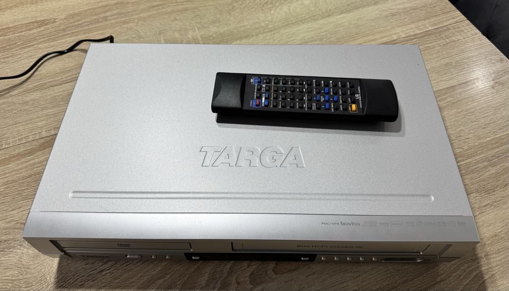 Targa DPV-5300X #Magnetowid VHS DVD #6HD #Hi-Fi Stereo #DivX #Pilot