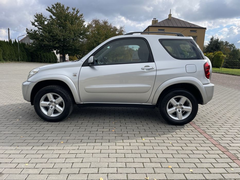 4x4 - 2.0 benzyna - klima - hak - sprowadzona ! ! ! !