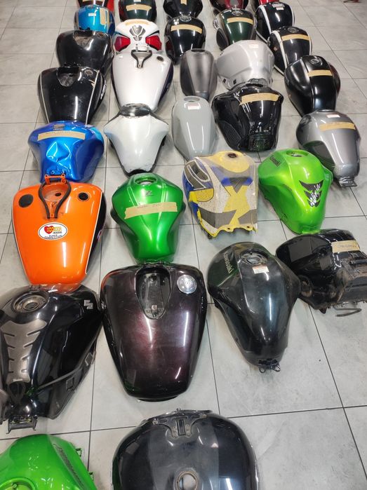 Баки Yamaha Suzuki Kawasaki Honda Triumph Ktm