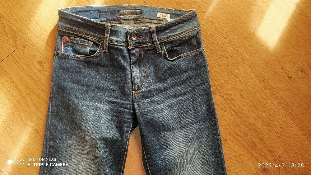 Jeans salsa direitos push up wonder