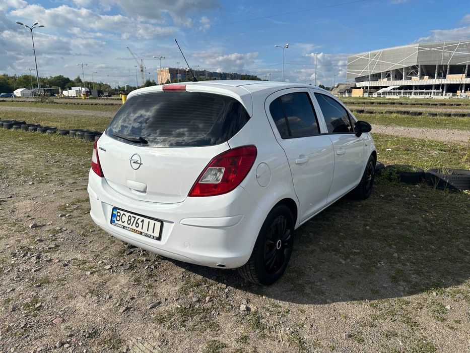 Opel Corsa D 1.4 бенз/газ 2010року