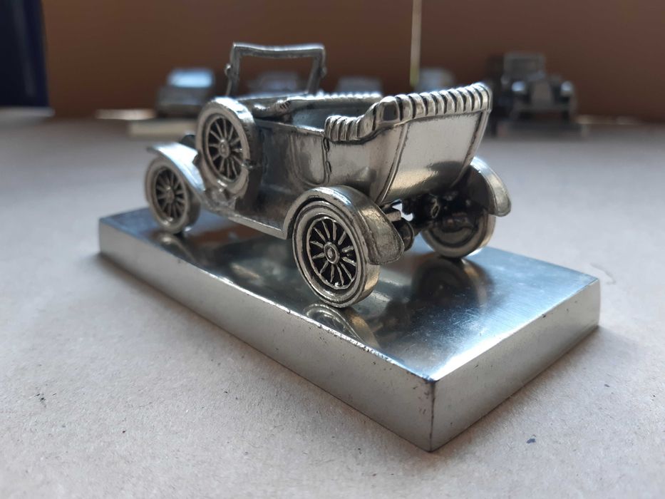 3 Miniaturas em Estanho