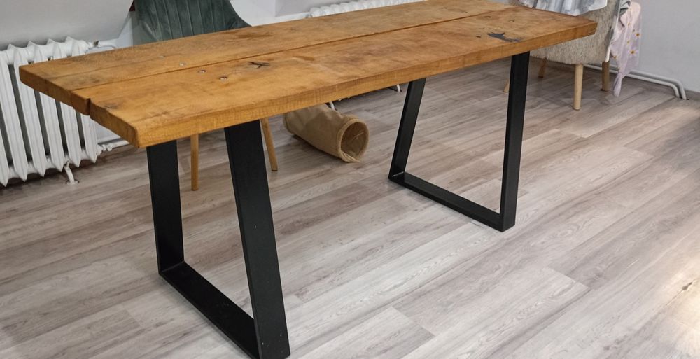 Stół dębowy  ręcznie robiony