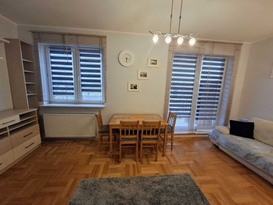 Kawalerka 30m2 Ząbki Wiosenna (centrum), komórka, m.postojowe odnowion