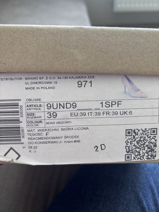 Szpilki skórzane Ryłko beżowe 39rozm.