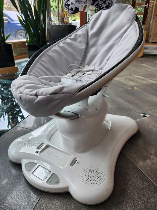Wielofunkcyjny fotelik , kołyska dla dzieci, niemowląt 4MOMS