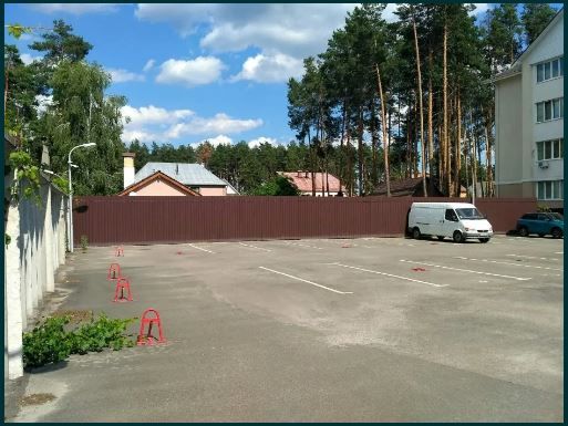 Продам Парковку-Ірпінь -вул.Лісова-4500 у.о