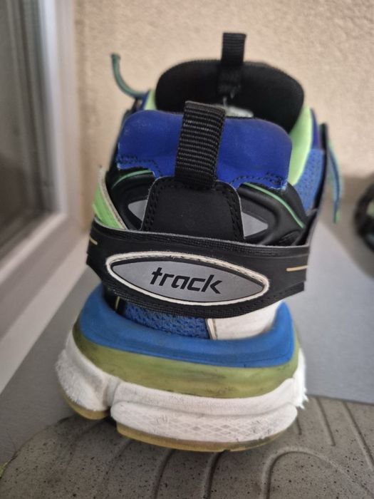 Balenciaga track 1
