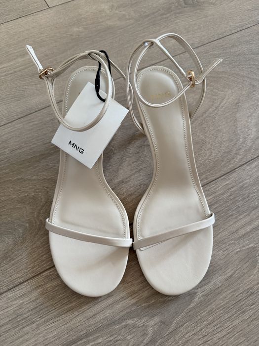 Босоніжки MANGO 36р