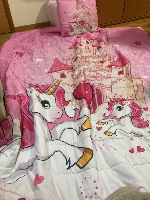 Adredão de cama com almofada