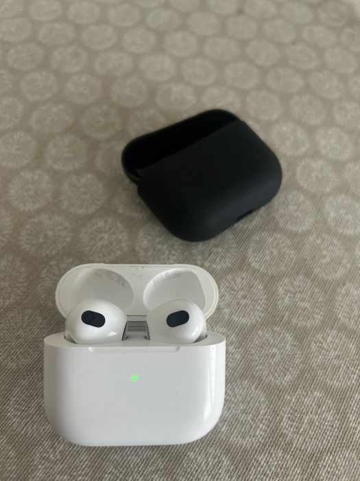 Airpods 3 (3a geração) como novos