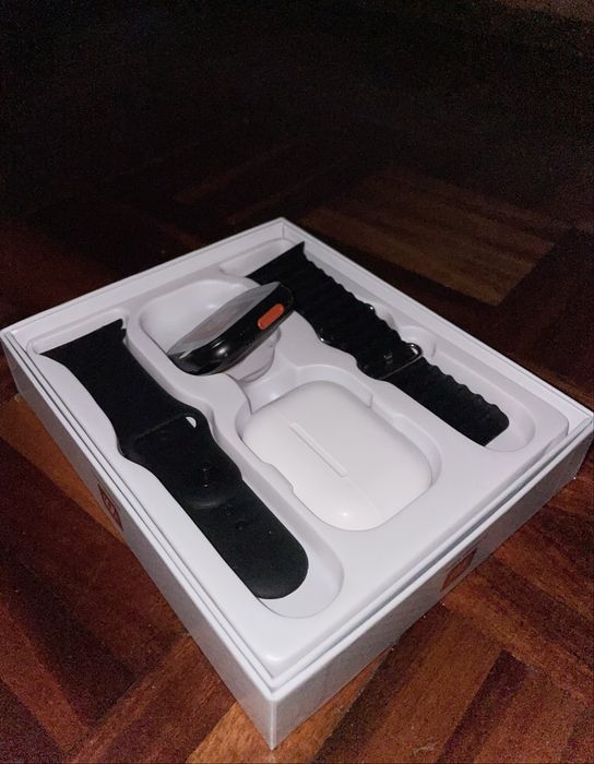 Conjunto Smartwatch Ultra + Fones