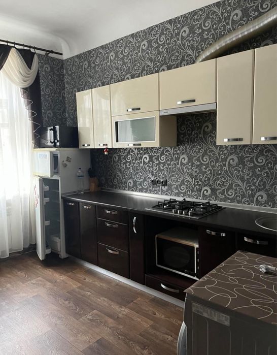 Продам 2-комн. кв-ру Сталинка‼️ул. Чайковская м. Пушкинская