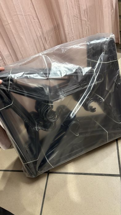 Wieszaki na ubrania 200 sztuk  nowe wyposazenie sklepowe