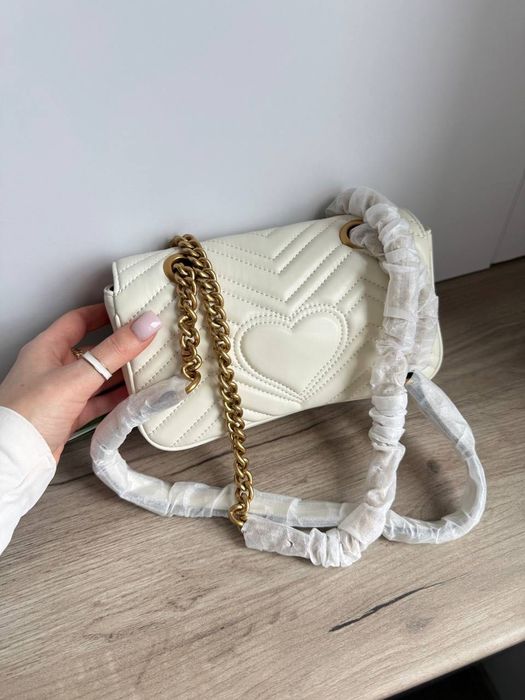 Сумка Gucci Marmont Mini Shoulder Bag, Gold Hardware Cream