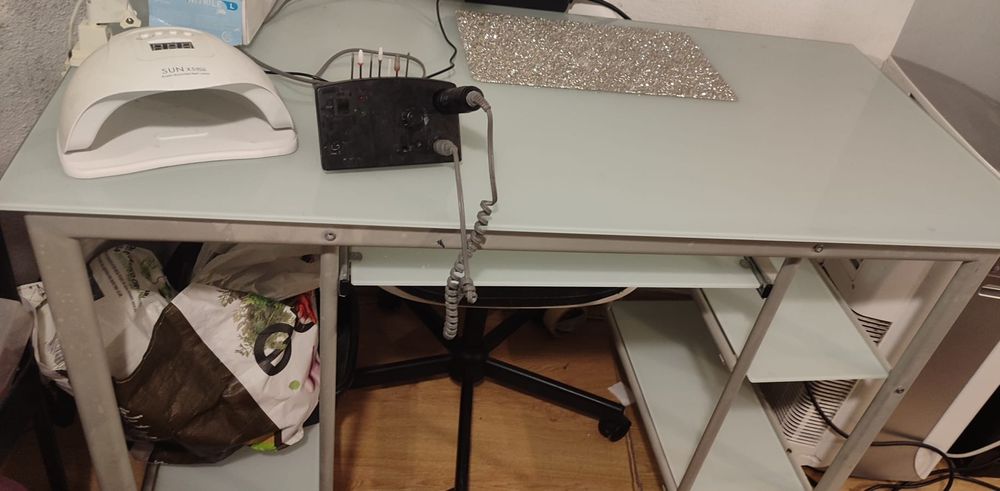 Lote de equipamento cabeleireiro 150€