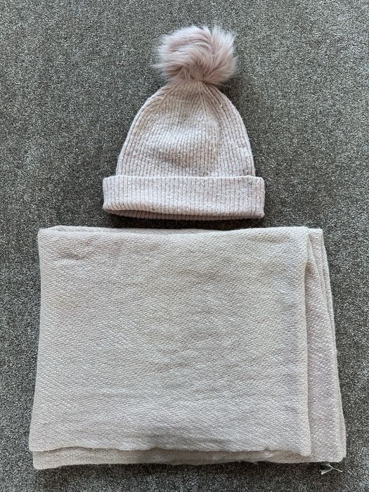 Czapka next cyrkonie komin reserwed akryl