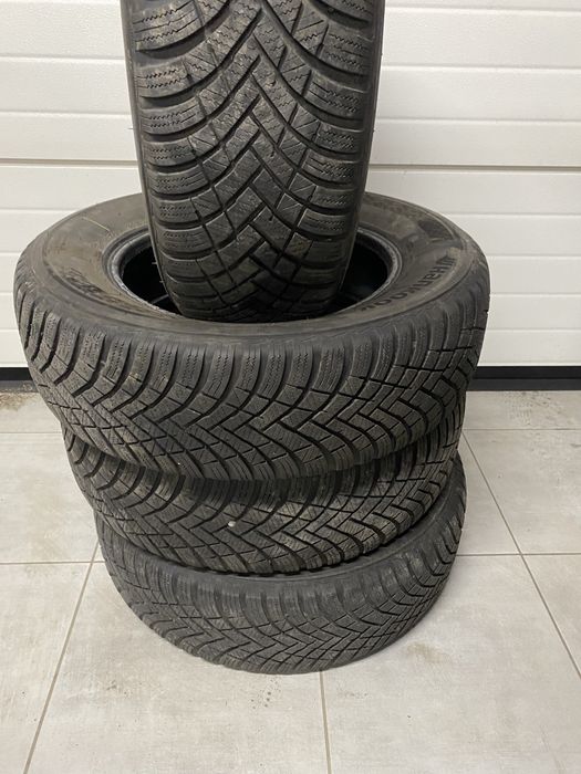 Opony Hankook  Winter i*cept RS