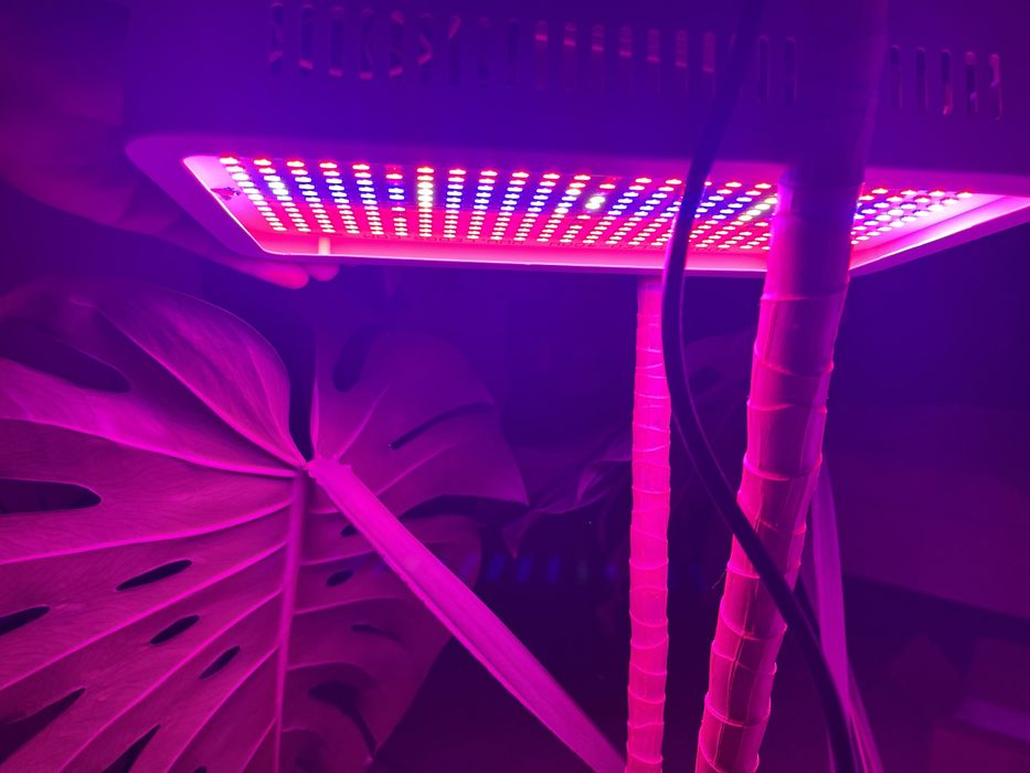 Светодиодная лампа фитопанель 400 Вт для досветки растений LED Grow