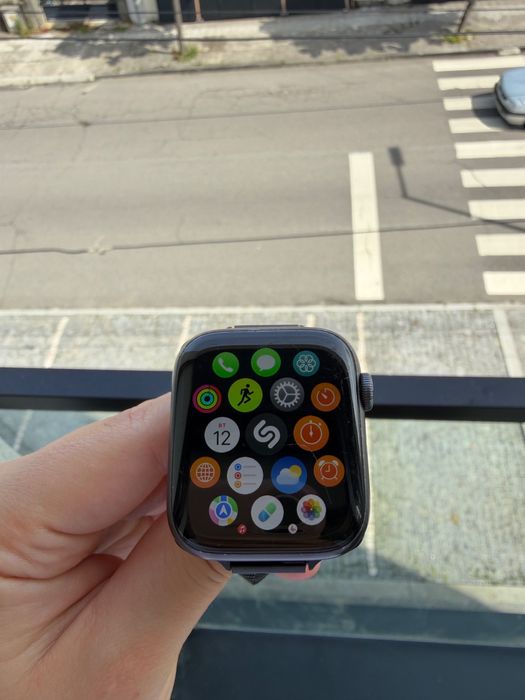 Apple Watch Series 5 44mm Alumínio e cerâmica