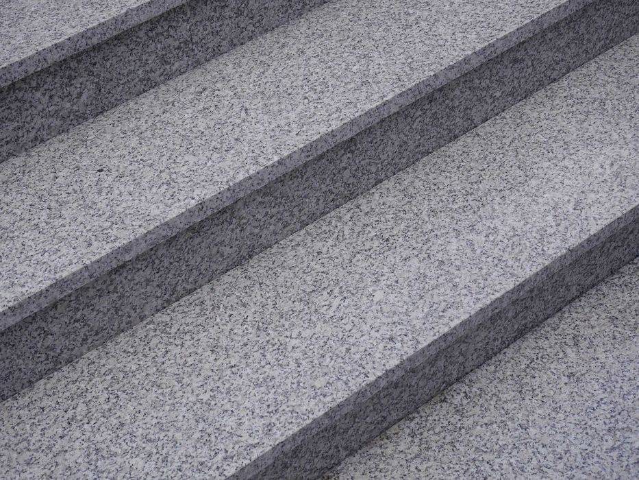 Schody Granit Szary Stopień + Podstopień  150x33x2 Płomieniowany