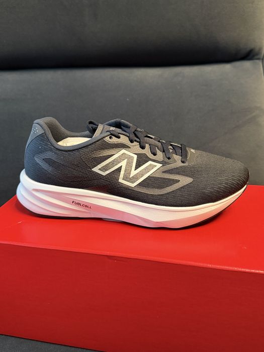 Buty do biegania buty sportowe New Balance 37