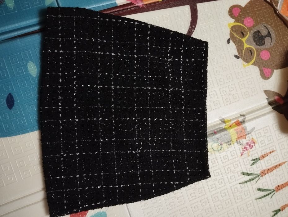 Твідові спідниця