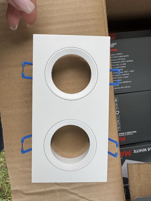 Металеві світильники