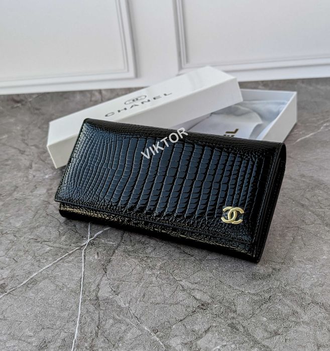 Кожаный красивый женский кошелек. Классический. Шкіряний гаманець