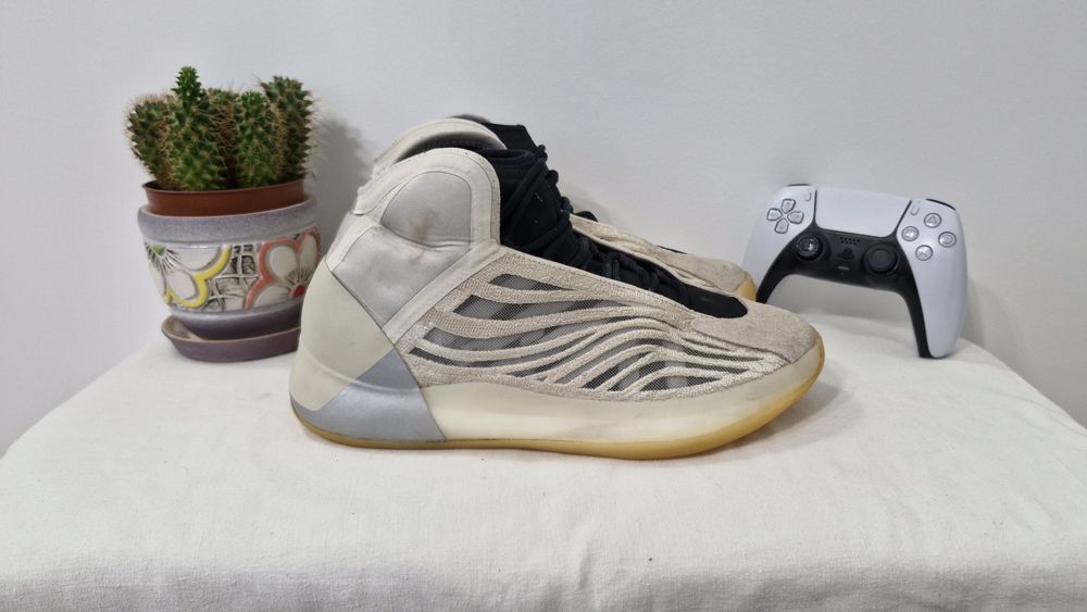 Кросівки Adidas Yeezy QNTM.Розмір 43